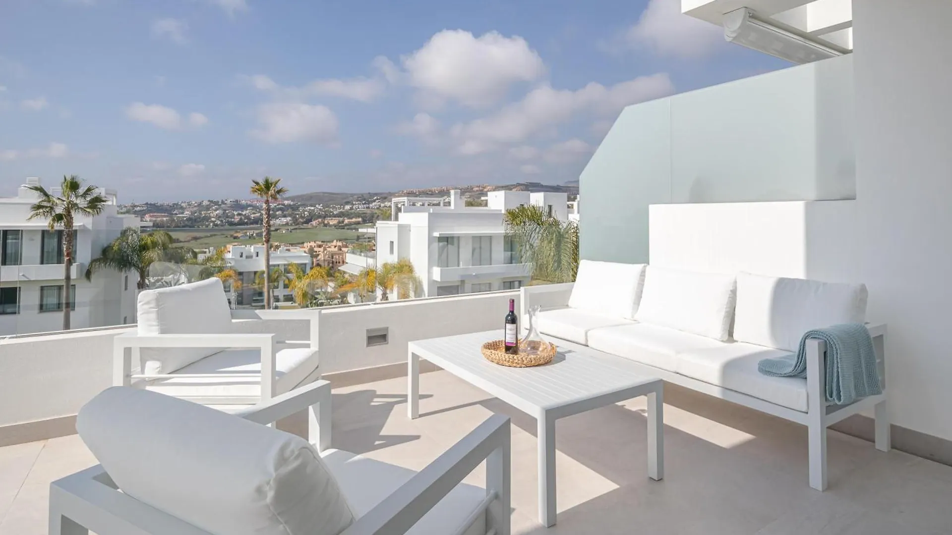 Apartment Marbella Golf With Pool - Happy Rentals Estepona